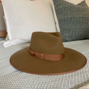 Lack of color hat
